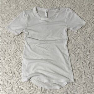 Lululemon White Short Sleeve T-Shirt